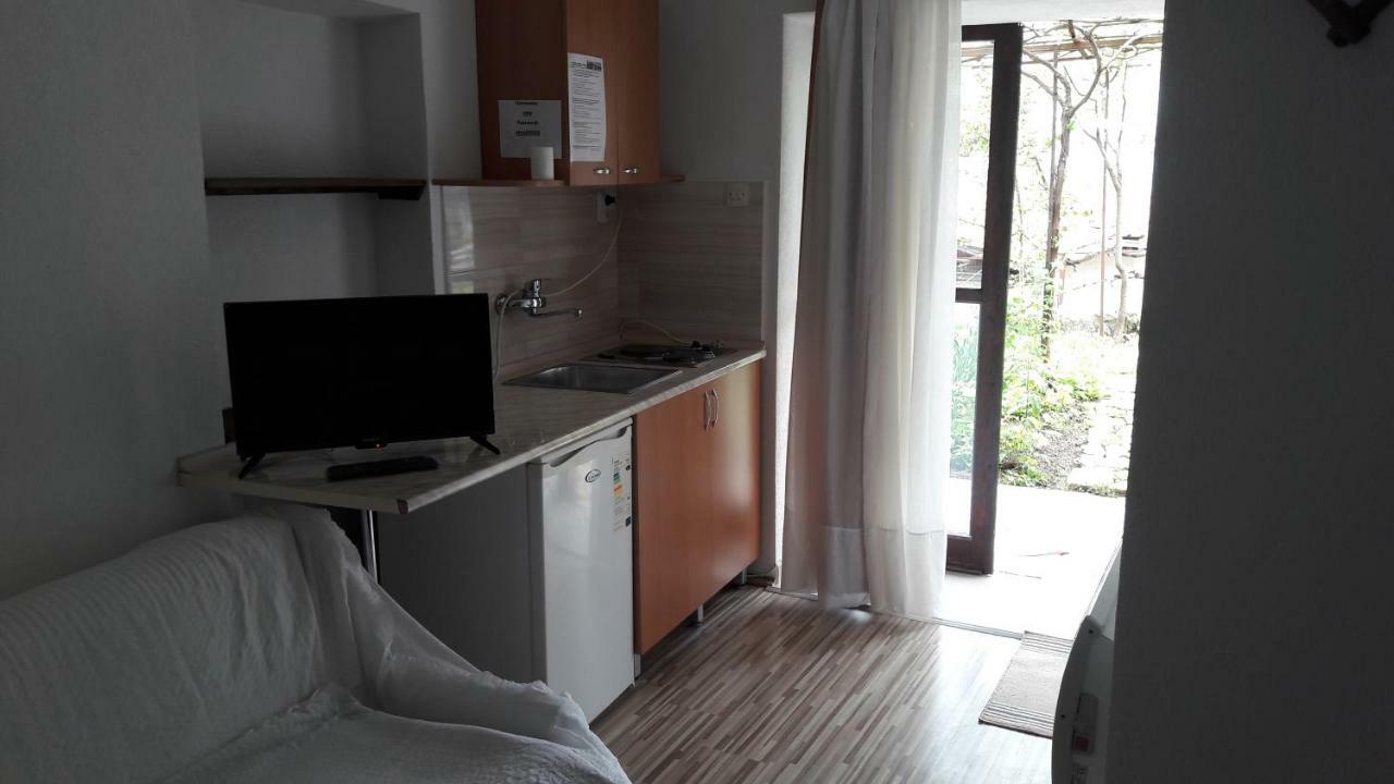 Chardak Apartments Охрид Экстерьер фото